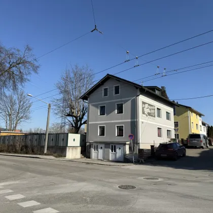 Viel Versprechendes Liefering! Mehrfamilienhaus mit schönem Garten - Bild 3