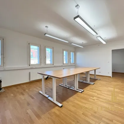Tolles Büro im 3. Stock: Erstbezug nach Sanierung, Cat 7 Verkabelung, mit Bad - Bild 3