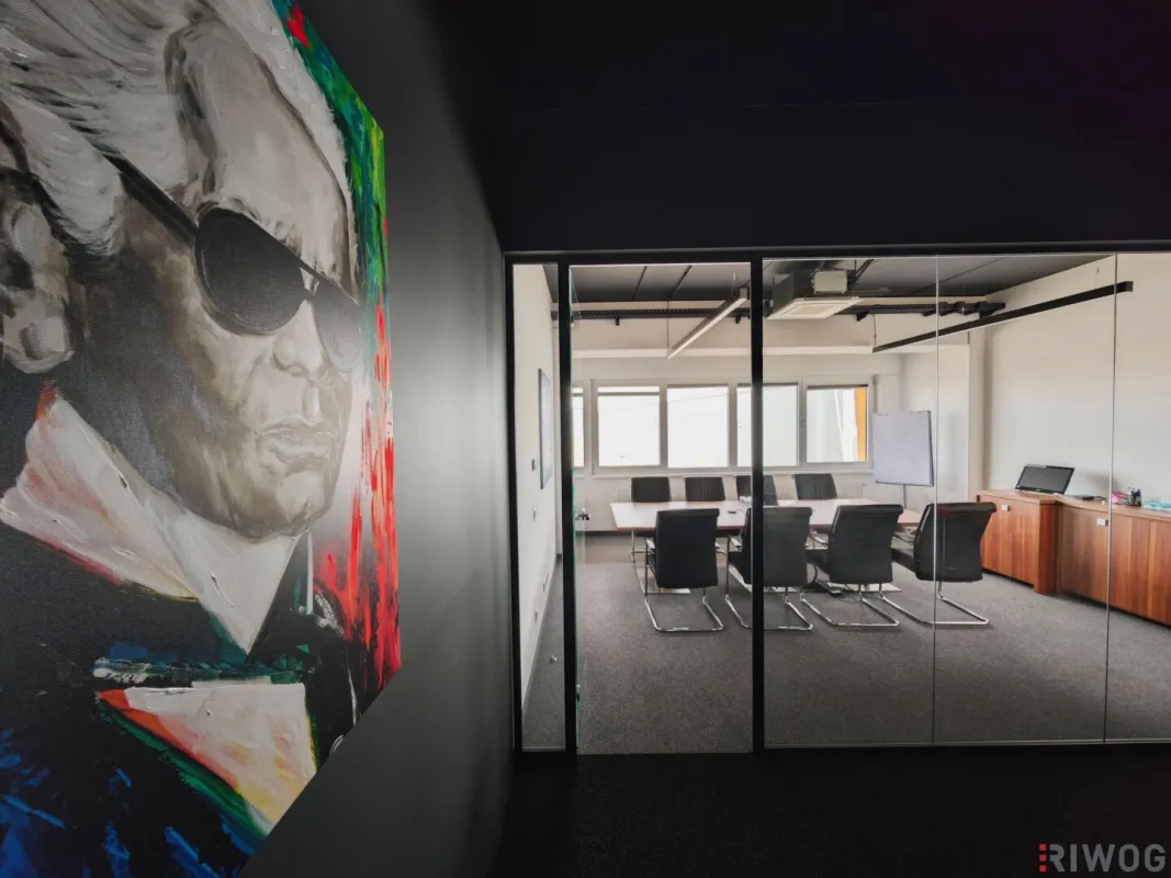 Möbliert & sofort bezugsbereit | 439m² Büro am innovativem Betriebsstandort | Produktions- und Lagerflächen optional verfügbar - Bild 1