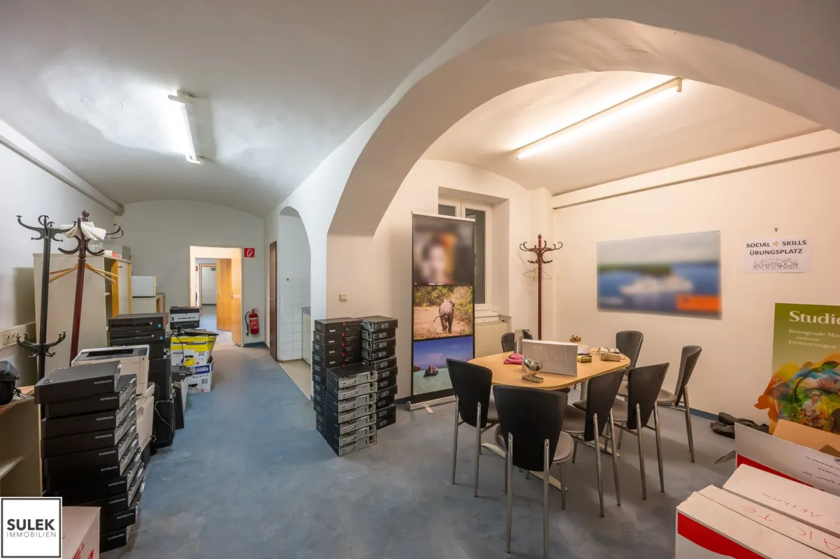 Universitätsring 8 - Repräsentative Adresse für Startups, Büros, usw. - Bild 1