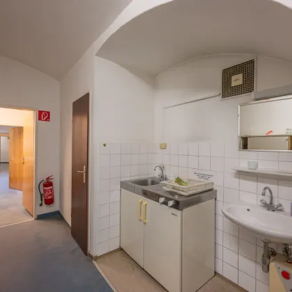 Universitätsring 8 - Repräsentative Adresse für Startups, Büros, usw. - Bild 2