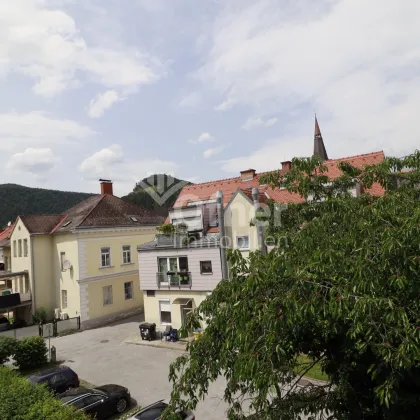 3-Zimmer-Wohnung mit Balkon, Bergblick und zentrumsnaher Ruhelage - Bild 2