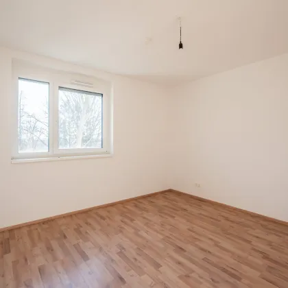 Perfekt geschnittene 2 Zimmer Wohnung mit sonnigem Balkon - ERSTBEZUG nahe Bahnhof Eisenstadt! - Bild 3