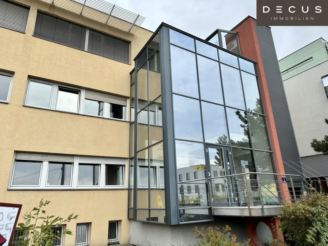 + + + MODERNES BÜRO + + + GEKÜHLT + + + GLASFASERANBINDUNG + + + NÄHE LIEBLGASSE + + + - Bild 1