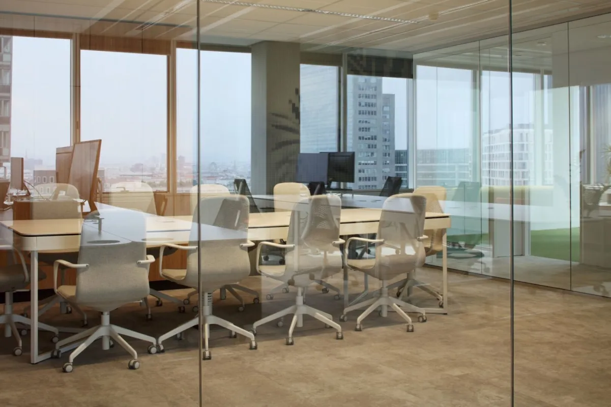 Großzügige, moderne Bürofläche mit tollem Ausblick - Saturn Tower - Bild 1