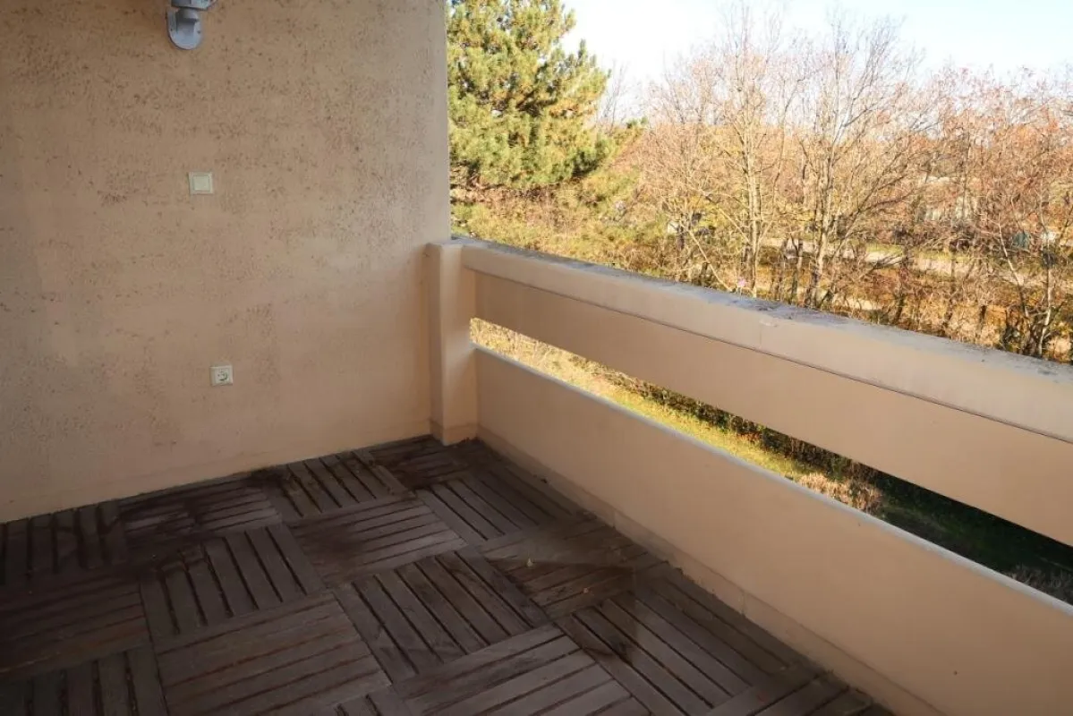 3-Zimmer Wohnung im 2. Liftstock mit KFZ-Garagenstellplatz - Bild 1