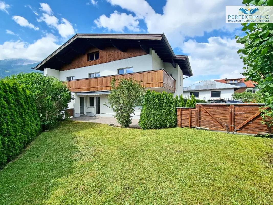 Schön saniertes Mehrfamilienhaus - Bild 1