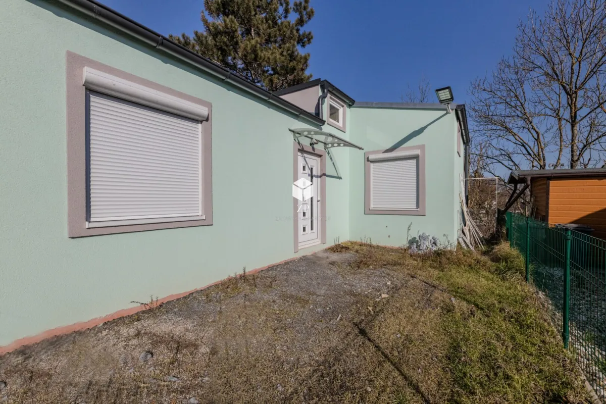 Charmantes Haus mit Wintergartenterrasse auf Pachtgrund – Schlüsselfertige Übergabe! - Bild 1