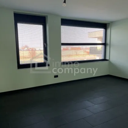 Stilvolles Haus in einer Landhausstadt. 10 Minuten nach Wien. - Bild 2