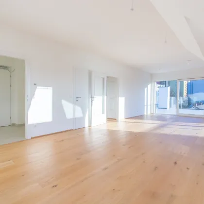 ERSTBEZUG: PENTHOUSE MIT 85 m² TERRASSE UND TRAUMHAFTEN WEITBLICK! - Bild 3