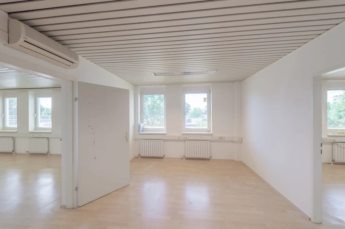 ++NEU++ Praktische Büros in guter Lage! Top 142 - Bild 1