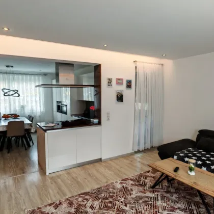 Ab sofort: Renovierte 4-Zimmer-Dachgeschoßwohnung in Schwaz (vermietet) Obj. 10434 - Bild 2
