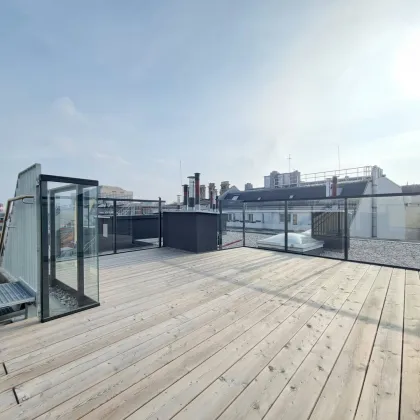 Exklusive 4 Zimmer Dachgeschosswohnung mit traumhafter Dachterrasse - Exzellente öffentliche Anbindung - Hochwertige Ausstattung - Bild 2