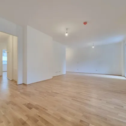 Exklusives Wohnen in Währing - Gut aufgeteilte 3 Zimmer mit Terrasse & Garten - Exzellente Lage und top Anbindung (U-Bahnlinie U6) - Bild 2