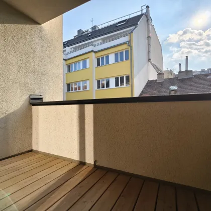 Exklusives Wohnen in Währing - Großzügige 4 Zimmer Wohnung mit stilvoller Ausstattung - Exzellente öffentliche Anbindung - Bild 2