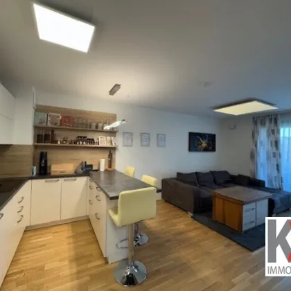K3 - Traumhafte, neuwertige GARTENWOHNUNG mit Grünblick! - TIEFGARAGENPLATZ INKLUSIVE! - Bild 2