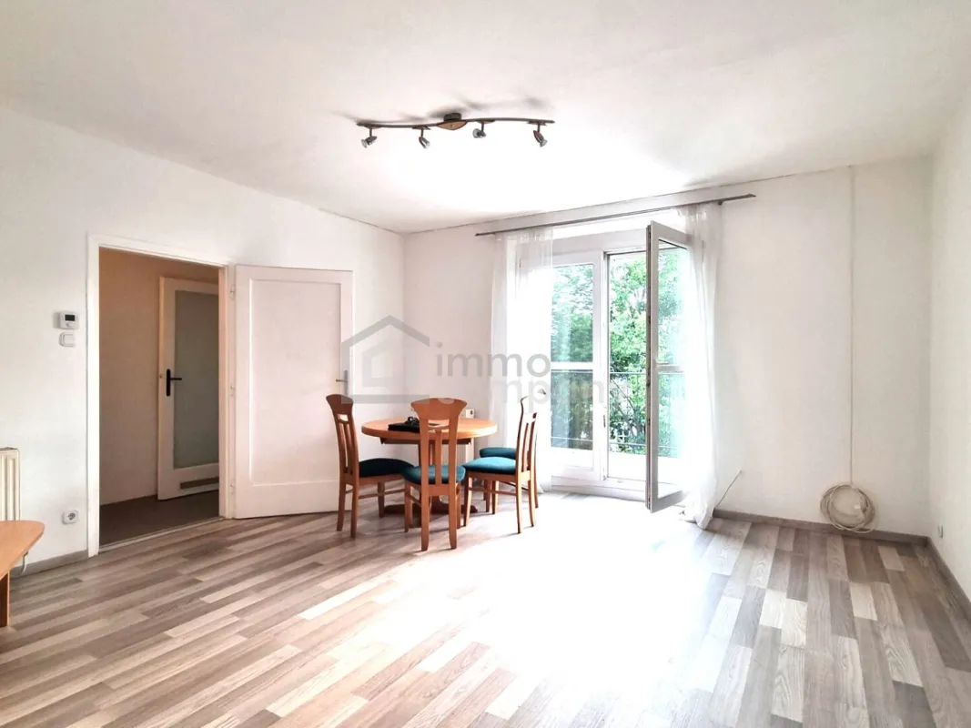 TRAUMHAFTE DACHGESCHOSSWOHNUNG mit zwei Balkonen in Baden! - Bild 1