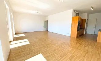 Hohe Wohnqualität in Urfahr - 4-Raum-Wohnung mit 2 Balkonen, hoher Raumhöhe und Einbauküche in Gründberg zu vermieten.