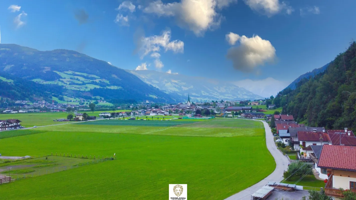 Traumhaftes Baugrundstück in Stumm im Zillertal - Bild 1