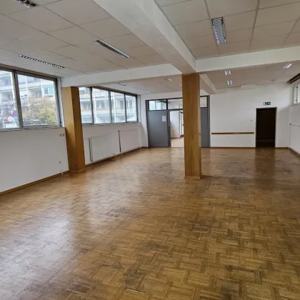 EHEMALIGES VOLKSHEIM KREMS SUCHT NEUEN MIETER! INVESTIEREN SIE IN IHRE ZUKUNFT! - Bild 2