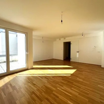 Helle 3-Zimmer-Whg. mit gr. Balkon in Architekten-Stadtvilla - Bild 2