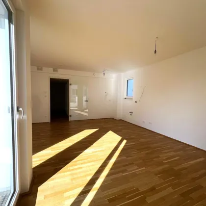 Helle 3-Zimmer-Whg. mit gr. Balkon in Architekten-Stadtvilla - Bild 3