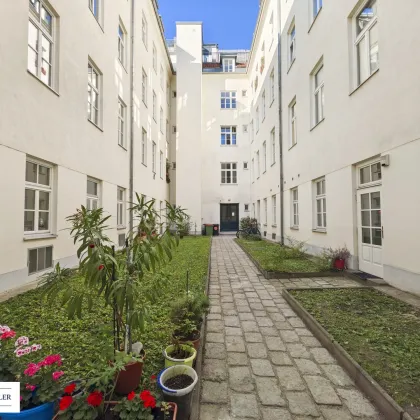 Traumhafte Dachgeschoss-Maisonnette nähe Schlossquadrat! - Bild 2