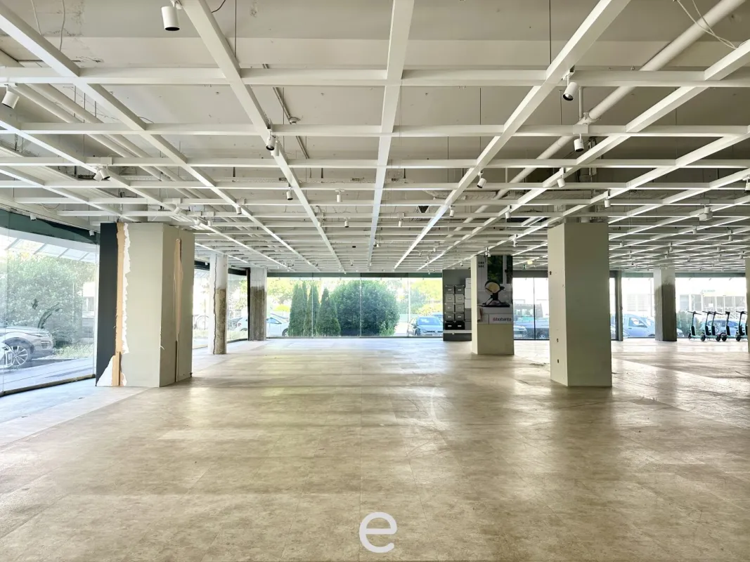 Attraktive und günstige Lagerflächen ab 3.000 m² zu mieten - Bild 1