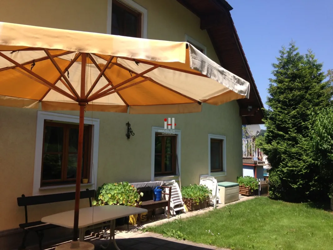 Landhausstil in Klosterneuburg mit 3000m2 Eigengrund - Bild 1