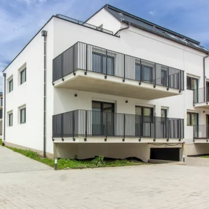 Sonnenstrahlen am Balkon - Erstbezug in Kleinhöflein - Bild 2