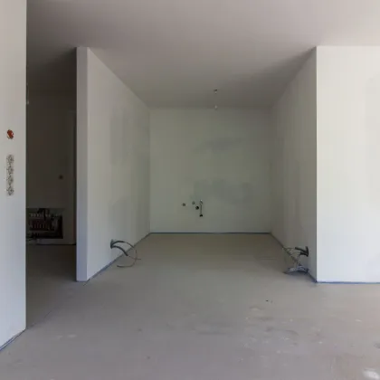 Großzügig und Ruhig | Neubau Erstbezug | Balkonwohnung mit Eck-Wohnzimmer - Bild 3