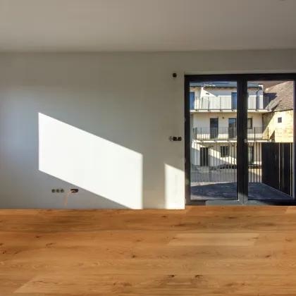 Großzügig und Ruhig | Neubau Erstbezug | Balkonwohnung mit Eck-Wohnzimmer - Bild 2