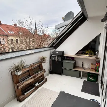 Graz - Schillerplatz: Helle 2-Zimmern-Dachgeschoßwohnung und westseitiger Dachterrasse – perfekt für Singles, Paare und Investoren - sehr gut vermietet! - Bild 3