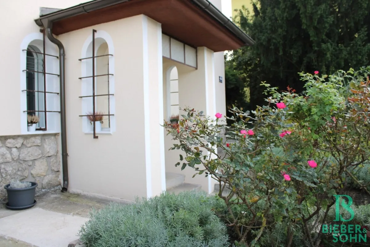 In einer Perchtoldsdorfer-Stadtvilla bei Rodaun, herrschaftlich wohnen! - Bild 1