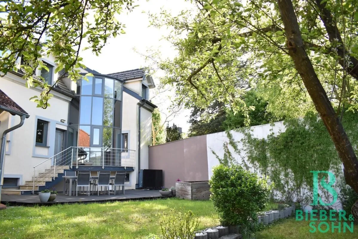 Exklusives Architektenhaus in Gaaden – Beeindruckendes Einfamilienhaus mit 9 Zimmern und viel Privatsphäre - Bild 1