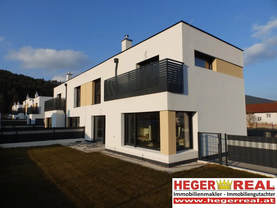 6 DOPPELHAUSHÄLFTEN - BELAGSFERTIG bis SCHLÜSSELFERTIG - 2 PKW STELLPLÄTZE - Bild 1