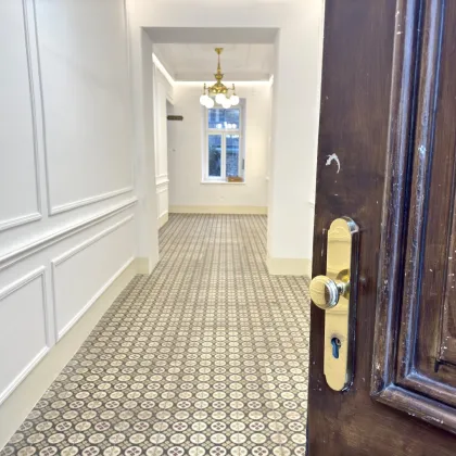 Sanierte Altbau-Eckwohnung in Toplage nahe AUGARTEN - Bild 2