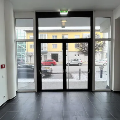 Universelle Gewerberäume/ Geschäfte/Büros in zentraler Lage in Seiersberg - Bild 2