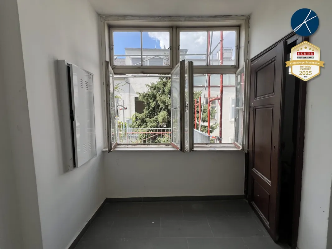 Lieber Erstbezug mit eigenem Balkon über den Gang - Bild 1