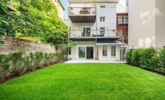 URBANER GARTENTRAUM! Hofseitiger Drei-Zimmer-Erstbezug nächst Schlossquadrat mit Terrasse und Eigengarten