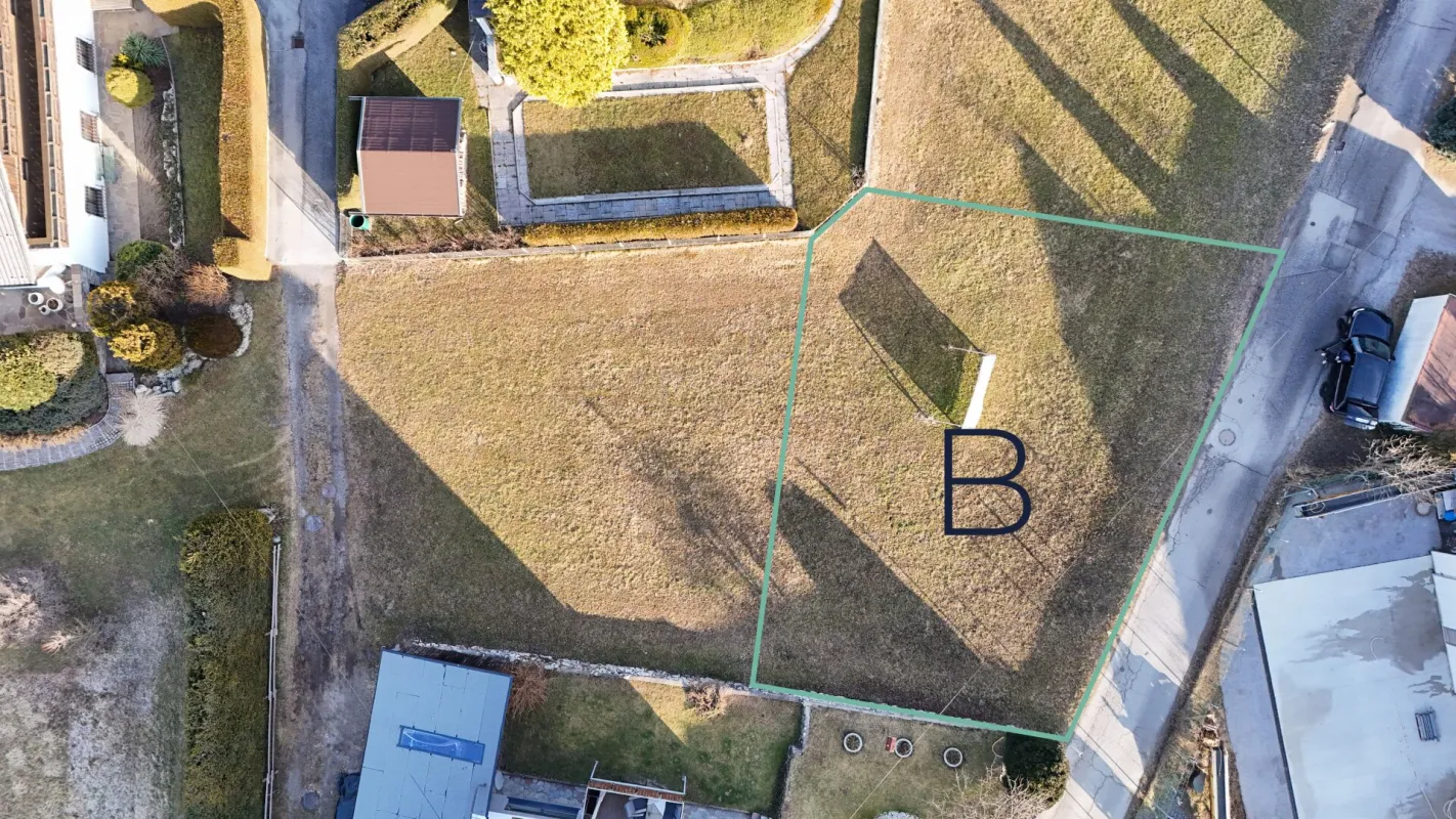 Sonniges Stadt-Grundstück (B) für ihr individuelles Wohnbauprojekt - Bild 1
