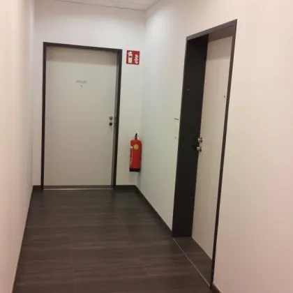 Attraktive Büro- oder Praxisräume in 2372 Gießhübl - Bild 2