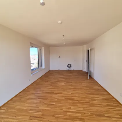 **Provisionsfrei** 3-Zimmer-Wohnung mit modernem Wohnkomfort in zentraler Lage! - Bild 3
