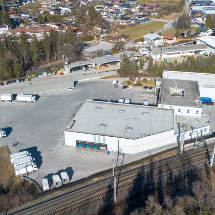 Exklusives Gewerbeobjekt in Top-Lage an der A12 - Vielseitig nutzbar! - Bild 2