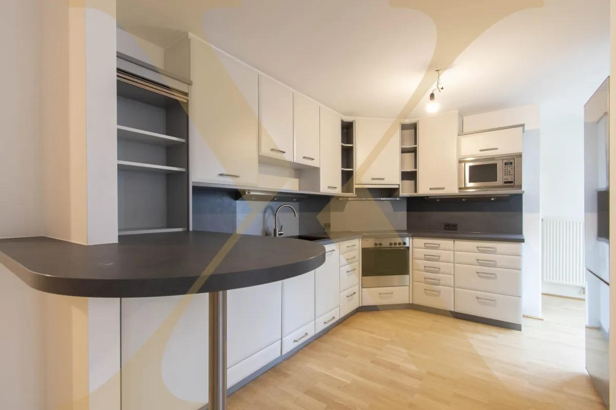 Exklusive 3-Zimmer-Maisonettewohnung inkl. Dachterrasse in Linzer Bestlage an der Promenade zu vermieten! - Bild 1