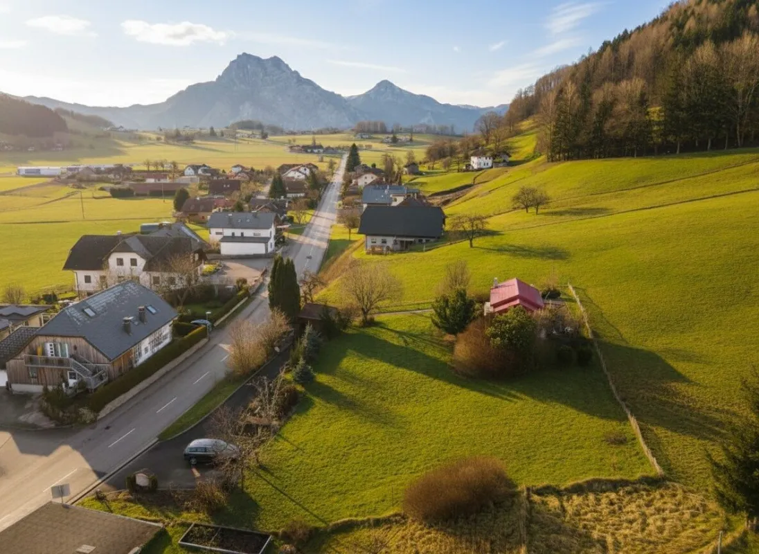 Vielseitiges Grundstück: Ideal für Anleger, Bauträger oder den Traum vom Eigenheim! - Bild 1