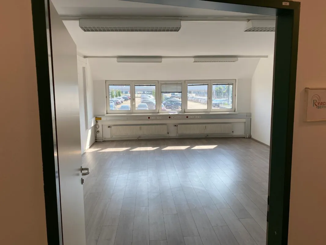 Schönes Büro im Technologiezentrum!  103m²   - 4020 Linz PROVISIONSFREI! - Bild 1