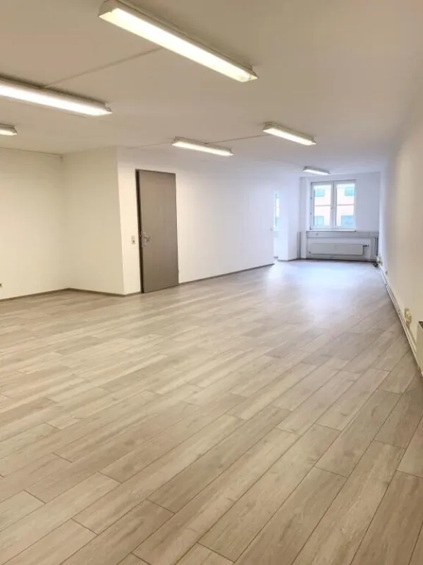 PROVISIONSFREI  cooles 1-Raum Büro in top Lage 70! m²  - 4020 Linz - Bild 1