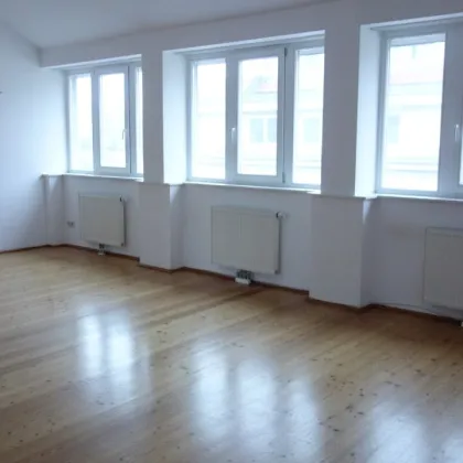 Charmante 64,70m2 DACHWOHNUNG mit 5,42 m2 Terrasse - Nähe U3 - Bild 3