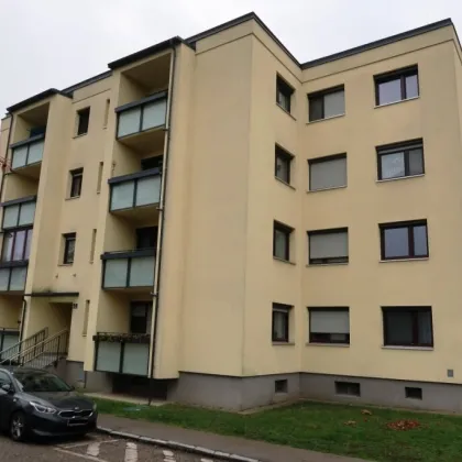 Wohnung im 3. Liftstock mit Loggia - Bild 2